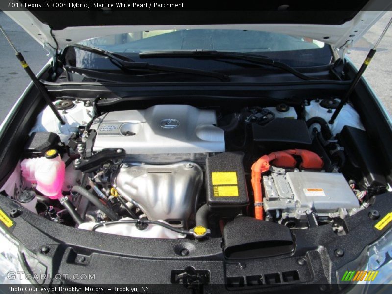 Starfire White Pearl / Parchment 2013 Lexus ES 300h Hybrid