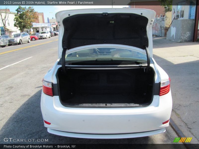 Starfire White Pearl / Parchment 2013 Lexus ES 300h Hybrid