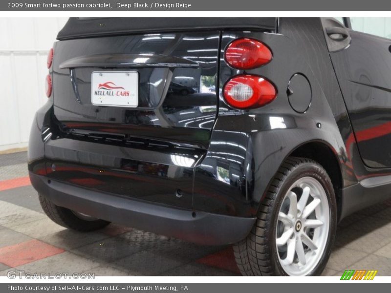 Deep Black / Design Beige 2009 Smart fortwo passion cabriolet