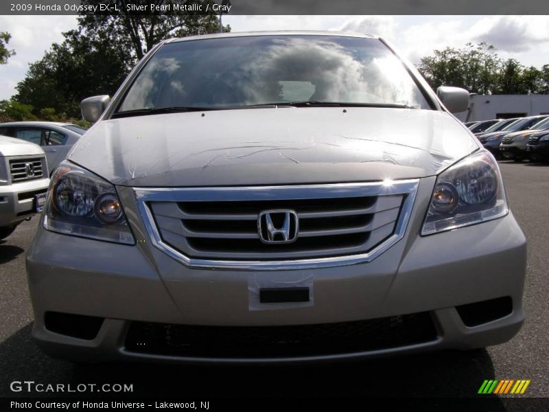 Silver Pearl Metallic / Gray 2009 Honda Odyssey EX-L