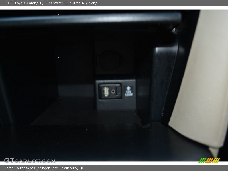 Clearwater Blue Metallic / Ivory 2012 Toyota Camry LE
