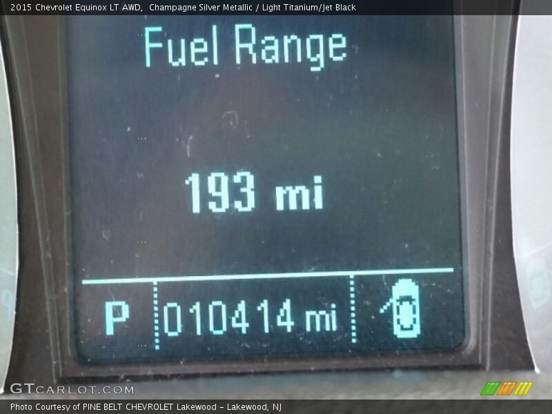 Champagne Silver Metallic / Light Titanium/Jet Black 2015 Chevrolet Equinox LT AWD