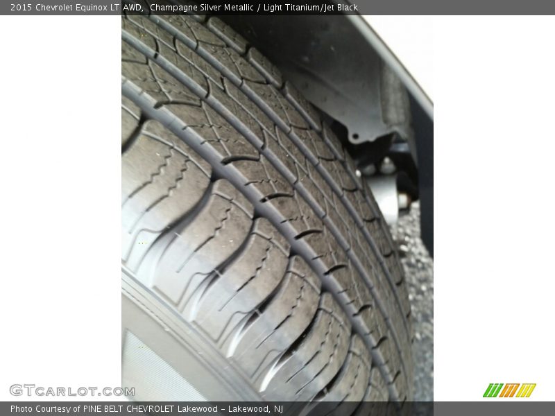 Champagne Silver Metallic / Light Titanium/Jet Black 2015 Chevrolet Equinox LT AWD