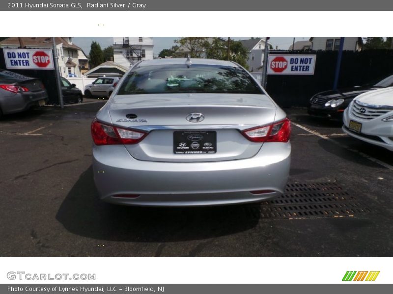 Radiant Silver / Gray 2011 Hyundai Sonata GLS