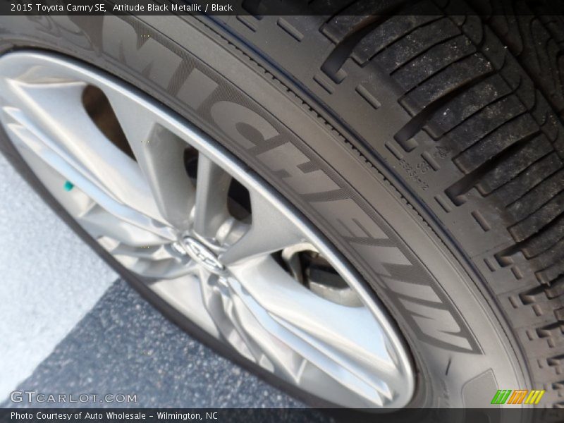 Attitude Black Metallic / Black 2015 Toyota Camry SE