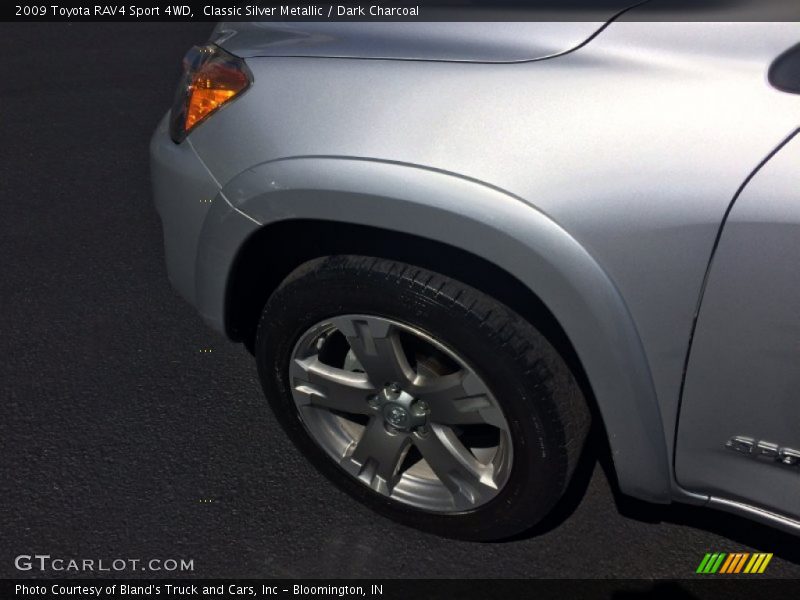 Classic Silver Metallic / Dark Charcoal 2009 Toyota RAV4 Sport 4WD