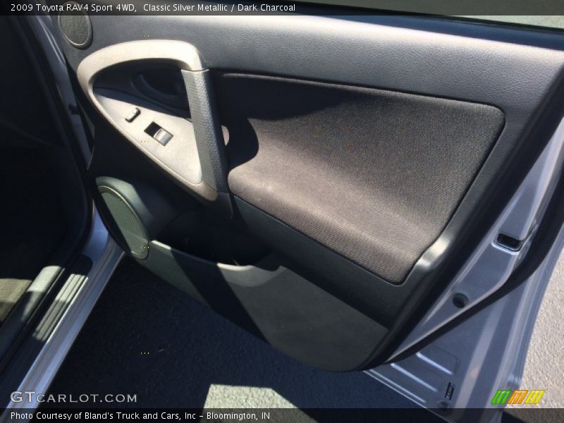 Classic Silver Metallic / Dark Charcoal 2009 Toyota RAV4 Sport 4WD