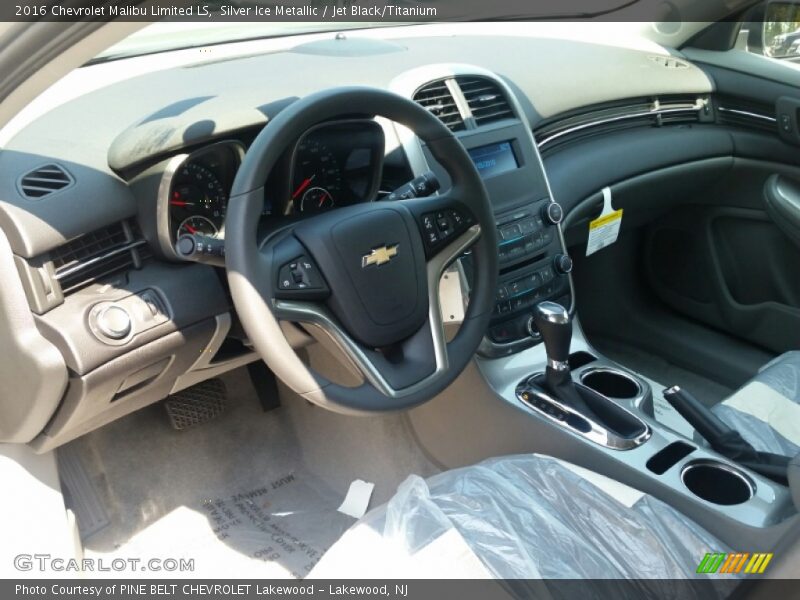 Silver Ice Metallic / Jet Black/Titanium 2016 Chevrolet Malibu Limited LS