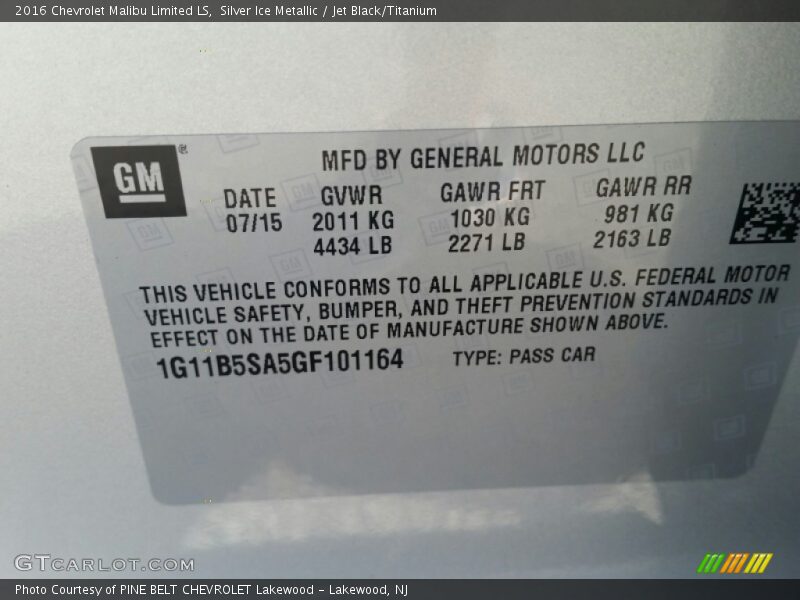 Silver Ice Metallic / Jet Black/Titanium 2016 Chevrolet Malibu Limited LS