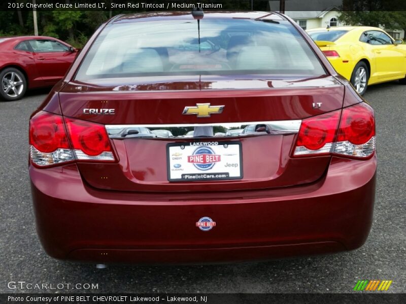 Siren Red Tintcoat / Medium Titanium 2016 Chevrolet Cruze Limited LT