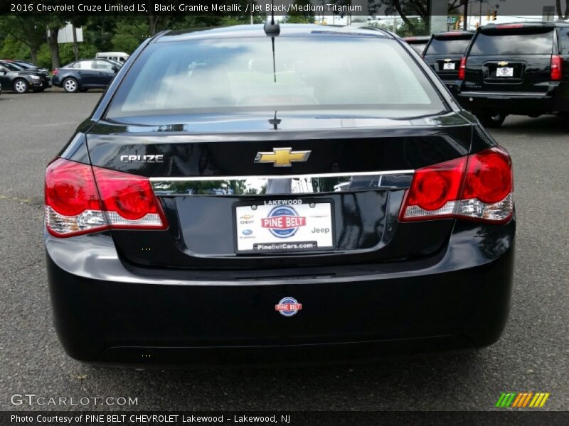 Black Granite Metallic / Jet Black/Medium Titanium 2016 Chevrolet Cruze Limited LS