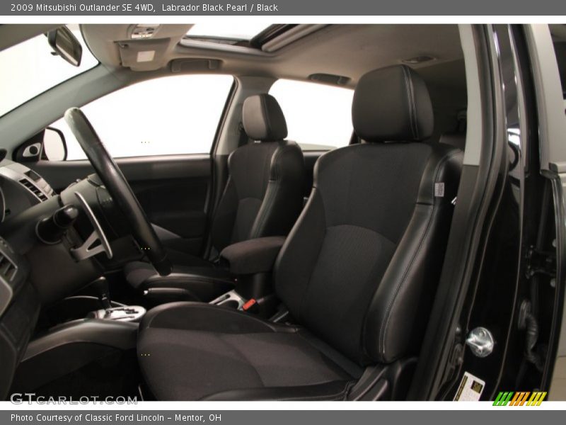 Labrador Black Pearl / Black 2009 Mitsubishi Outlander SE 4WD