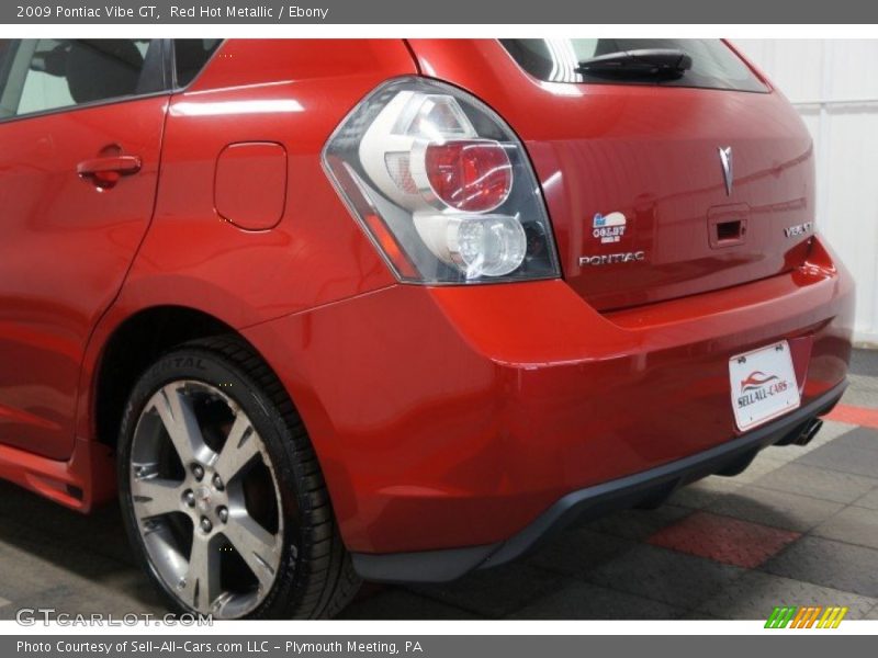 Red Hot Metallic / Ebony 2009 Pontiac Vibe GT