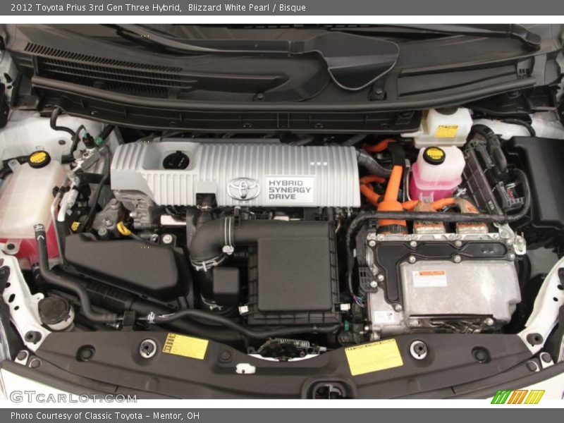 Blizzard White Pearl / Bisque 2012 Toyota Prius 3rd Gen Three Hybrid