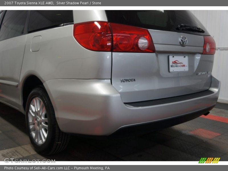 Silver Shadow Pearl / Stone 2007 Toyota Sienna XLE AWD