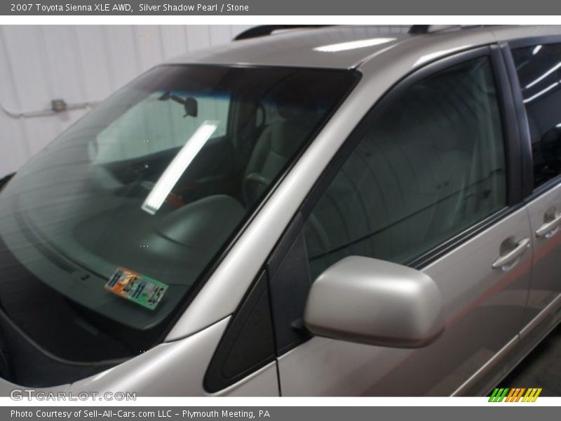 Silver Shadow Pearl / Stone 2007 Toyota Sienna XLE AWD