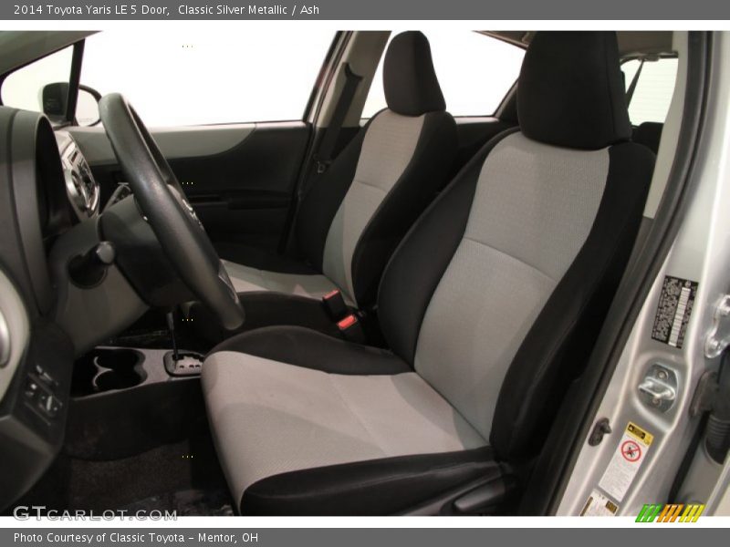 Classic Silver Metallic / Ash 2014 Toyota Yaris LE 5 Door