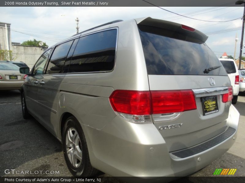 Silver Pearl Metallic / Ivory 2008 Honda Odyssey Touring