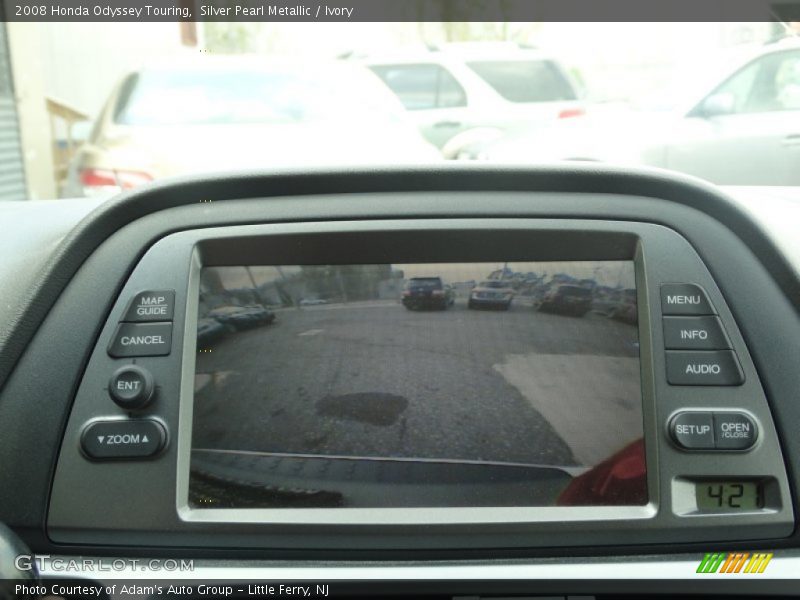 Silver Pearl Metallic / Ivory 2008 Honda Odyssey Touring
