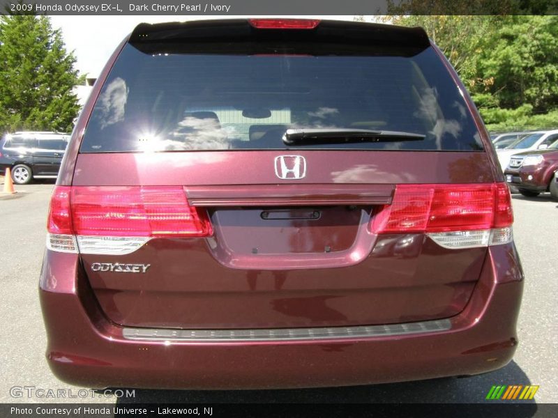 Dark Cherry Pearl / Ivory 2009 Honda Odyssey EX-L