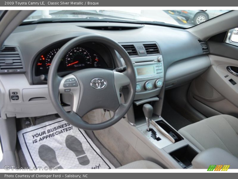 Classic Silver Metallic / Bisque 2009 Toyota Camry LE