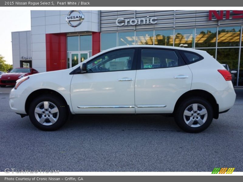 Pearl White / Black 2015 Nissan Rogue Select S