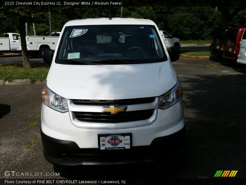Designer White / Medium Pewter 2015 Chevrolet City Express LS