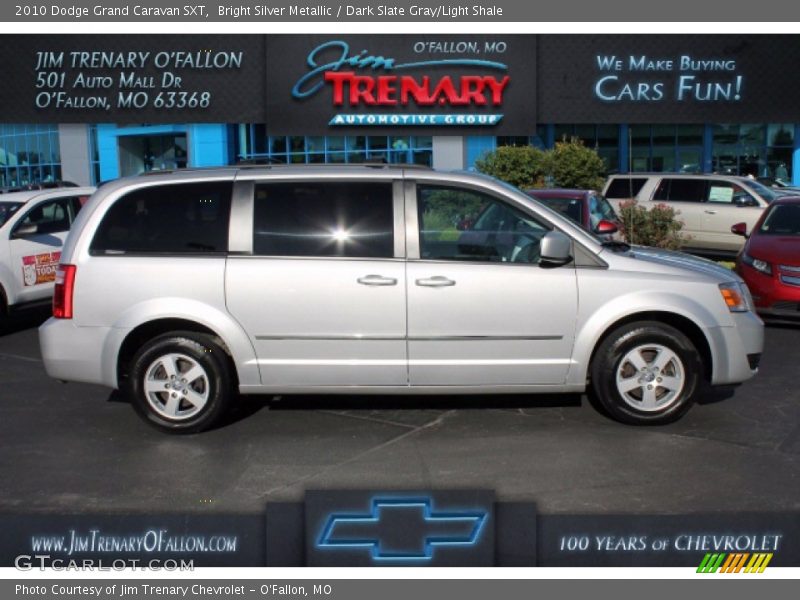 Bright Silver Metallic / Dark Slate Gray/Light Shale 2010 Dodge Grand Caravan SXT