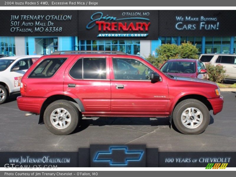 Excessive Red Mica / Beige 2004 Isuzu Rodeo S 4WD