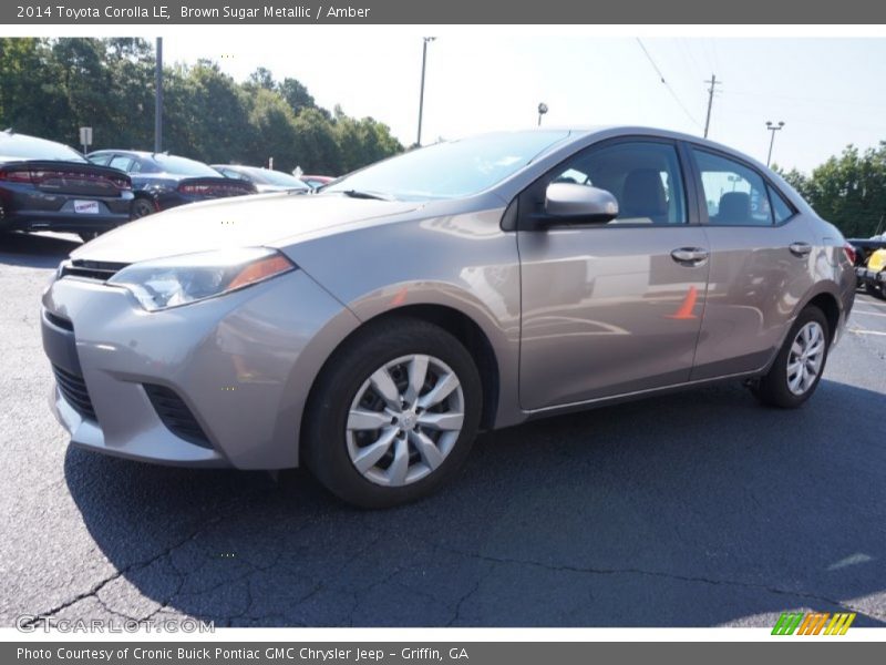 Front 3/4 View of 2014 Corolla LE