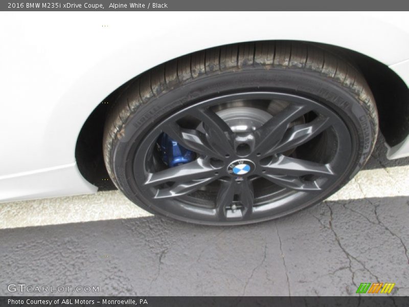  2016 M235i xDrive Coupe Wheel