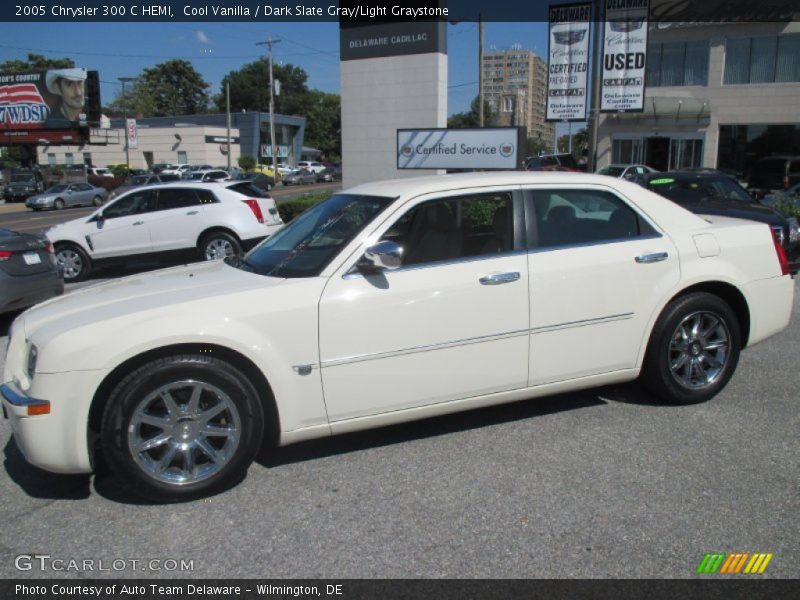 Cool Vanilla / Dark Slate Gray/Light Graystone 2005 Chrysler 300 C HEMI