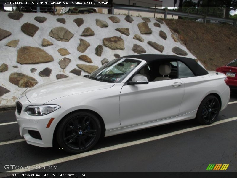 Front 3/4 View of 2016 M235i xDrive Convertible