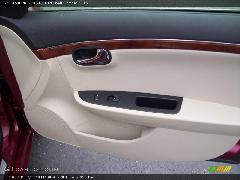 Red Jewel Tintcoat / Tan 2009 Saturn Aura XR