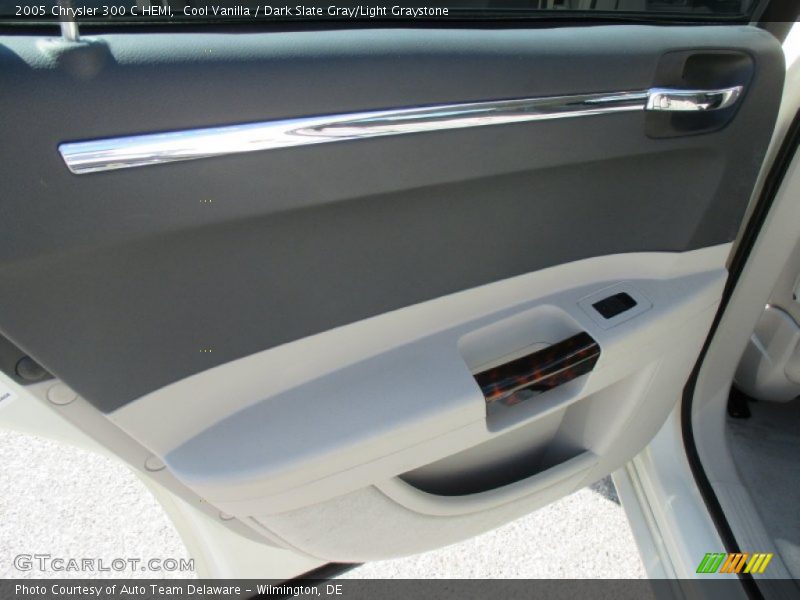 Cool Vanilla / Dark Slate Gray/Light Graystone 2005 Chrysler 300 C HEMI
