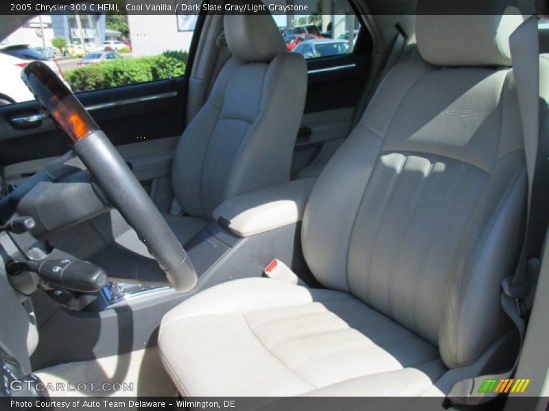 Cool Vanilla / Dark Slate Gray/Light Graystone 2005 Chrysler 300 C HEMI