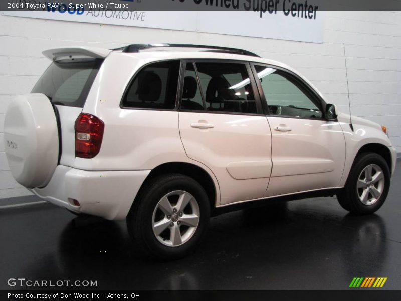 Super White / Taupe 2004 Toyota RAV4