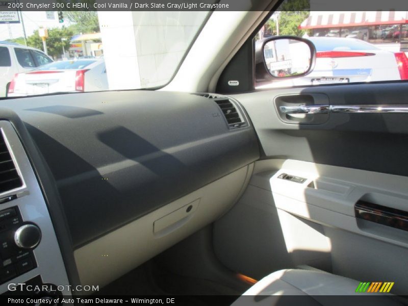 Cool Vanilla / Dark Slate Gray/Light Graystone 2005 Chrysler 300 C HEMI