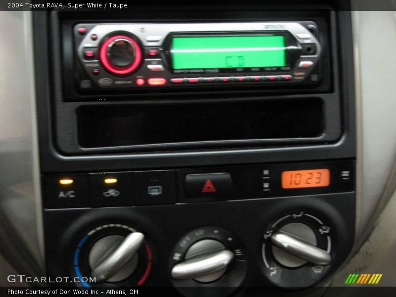 Super White / Taupe 2004 Toyota RAV4