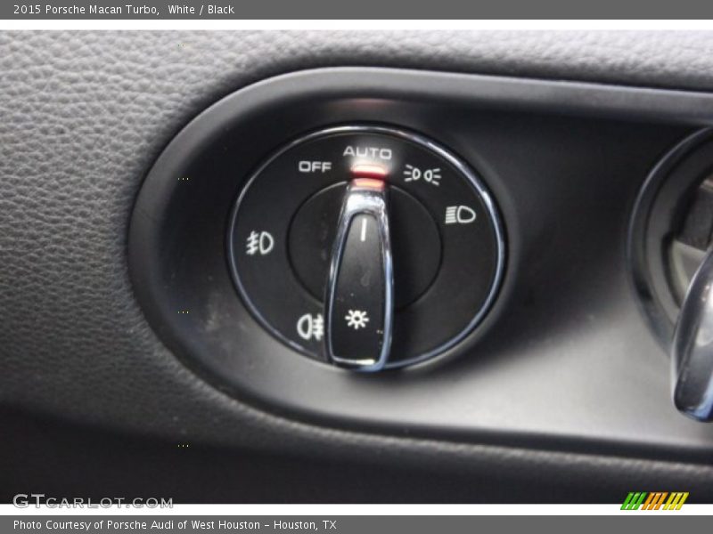White / Black 2015 Porsche Macan Turbo