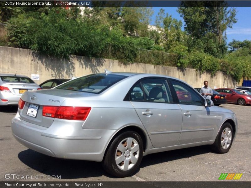 Bright Silver / Gray 2009 Hyundai Sonata GLS