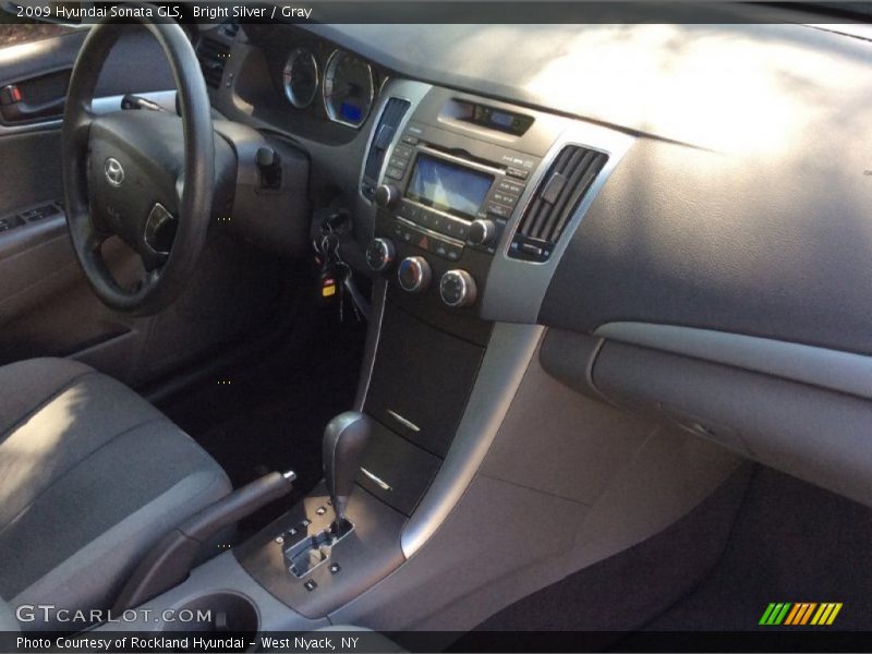 Bright Silver / Gray 2009 Hyundai Sonata GLS