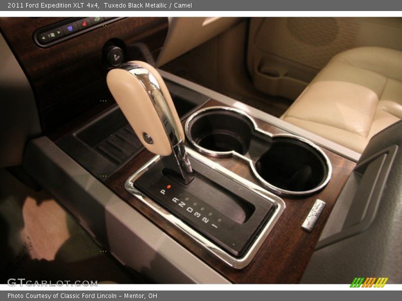 Tuxedo Black Metallic / Camel 2011 Ford Expedition XLT 4x4