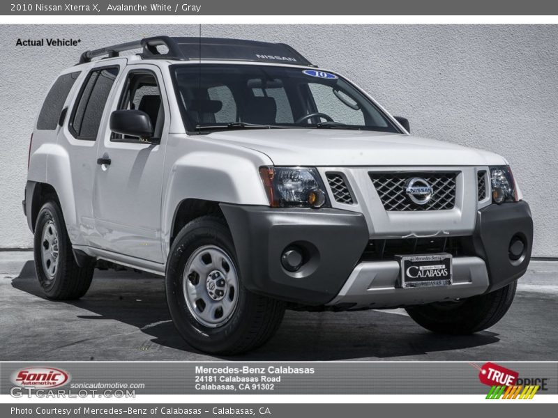 Avalanche White / Gray 2010 Nissan Xterra X