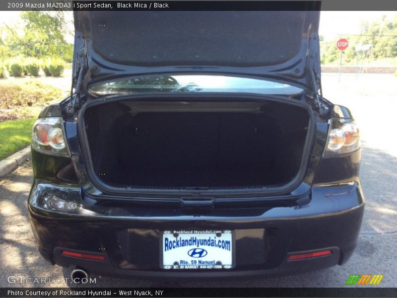 Black Mica / Black 2009 Mazda MAZDA3 i Sport Sedan
