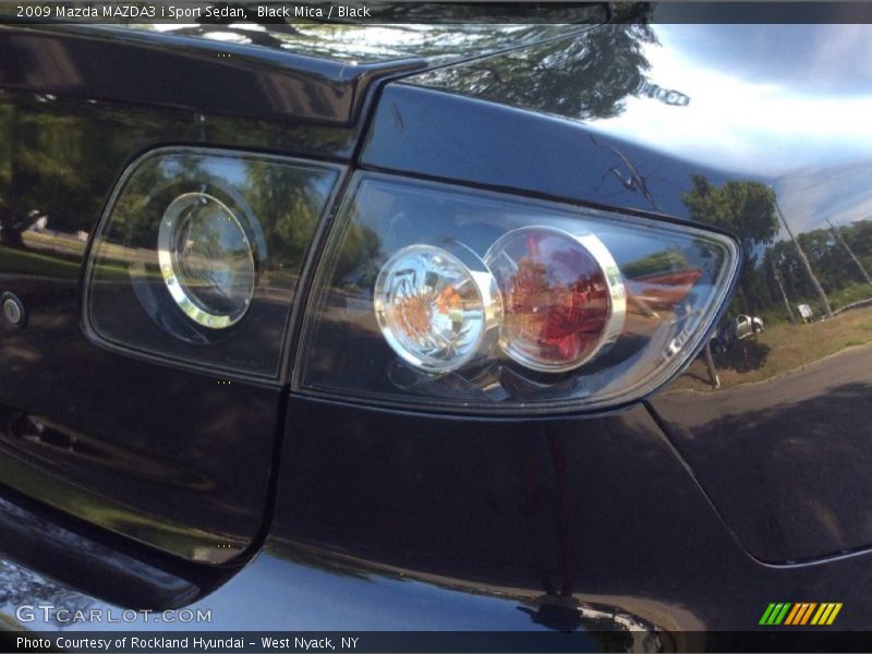 Black Mica / Black 2009 Mazda MAZDA3 i Sport Sedan