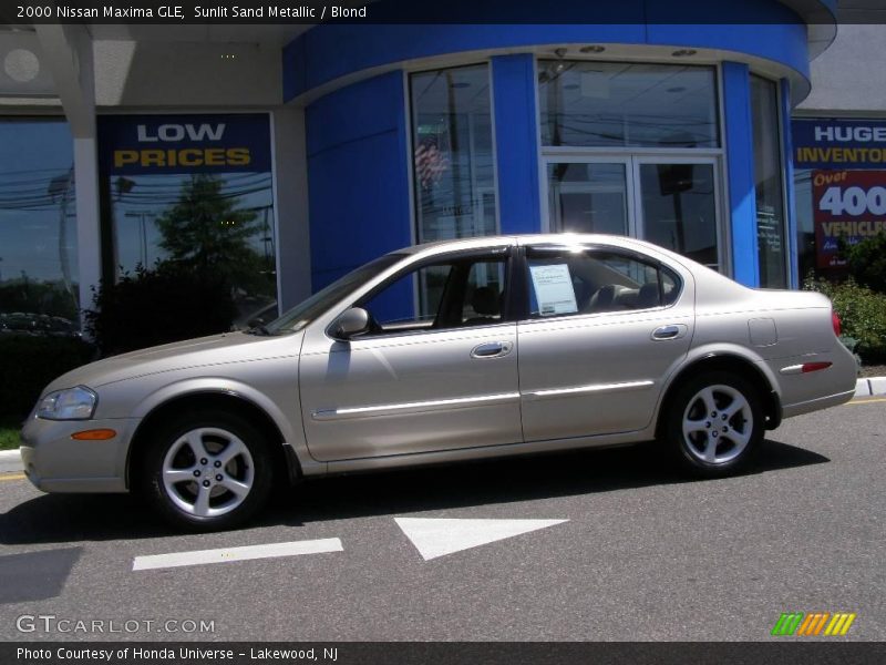Sunlit Sand Metallic / Blond 2000 Nissan Maxima GLE