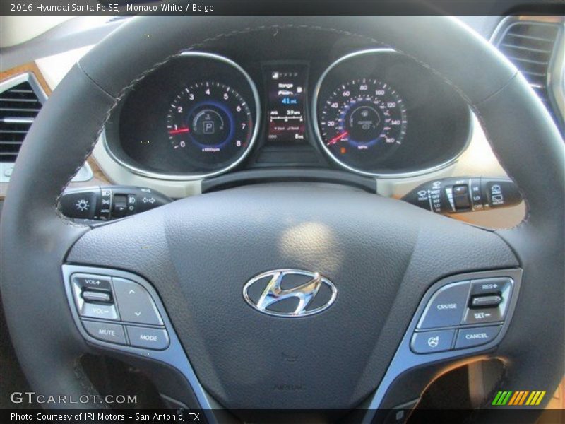 Monaco White / Beige 2016 Hyundai Santa Fe SE