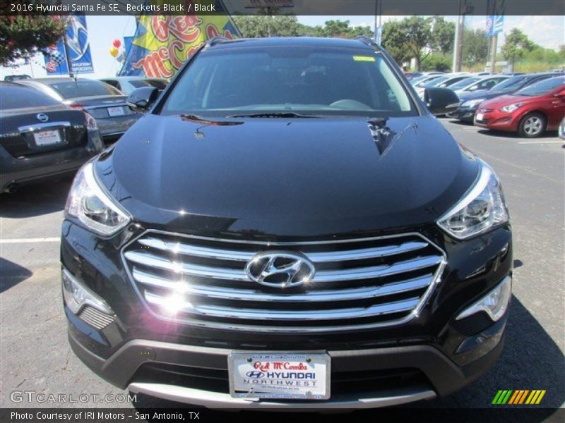 Becketts Black / Black 2016 Hyundai Santa Fe SE