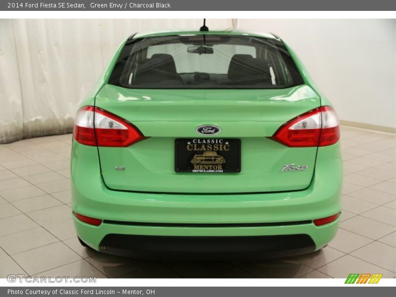 Green Envy / Charcoal Black 2014 Ford Fiesta SE Sedan